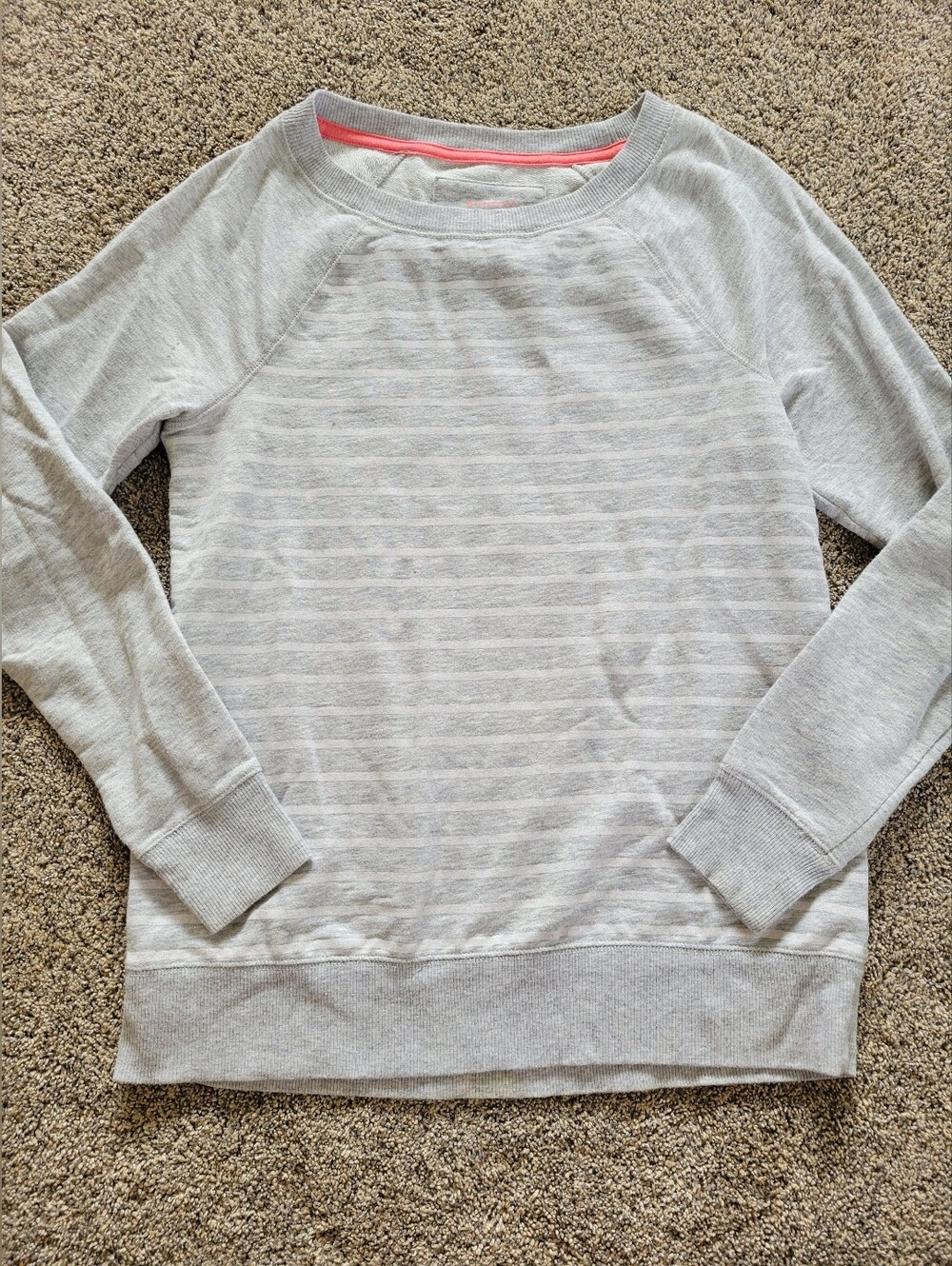 Womens size xs sweatshirt - see pictures and description - stain spots